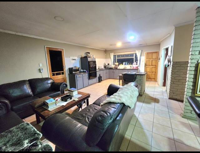 3 BEDROOM HOUSE FOR SALE IN ROOIHUISKRAAL